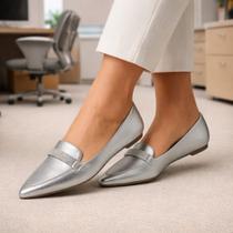 Sapatilha Feminina Confortável Luxo Mocassim Sapato Feminino Bico Fino Prata Strass Para Dia a Dia