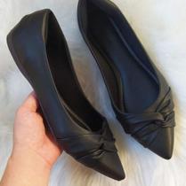 Sapatilha Feminina Na Cor Preta Bico Fino Napa de Nó Lateral Tam 40 Sapatilha Feminina Na Cor Preta Bico Fino Napa de Nó Lateral Tam 40