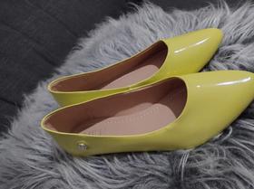 Sapatilha Milli amarelo lindo