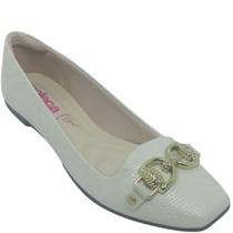 Sapatilha Moleca Feminina com Estampa de Cobra e Enfeite