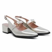 Sapatilha Scarpin Feminino Bico Fino Slingback Sapato Com Fivela Metálica Elegância e Conforto