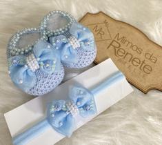 Sapatinho com Tiara Laço de Tule Rococó com Pérolas Azul Bebê Bebê Menina RecémNascido 02 meses Saída Maternidade