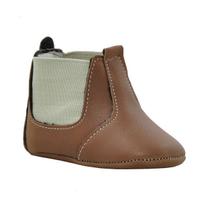 Sapatinho de Bebê Bicho de Pé - Botina Masculina com Elástico- Sintético - Caramelo e Bege Sapatinho de Bebê Bicho de Pé - Botina Masculina com Elástico- Sintético - Caramelo e Bege