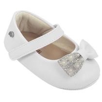 Sapato Bebê Pampili Nina Detalhes Laço Branco Sapato Bebê Pampili Nina Detalhes Laço Branco