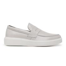 Sapato Casual Branco Loafer Em Couro 0049