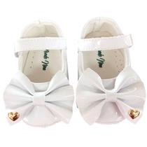 Sapato De Bebe Menina com Laço e detalhe coração Sapato De Bebe Menina com Laço e detalhe coração