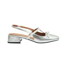 Sapato Lacé Slingback Dayane Magalhães Prata E Branco Sapato Lacé Slingback Dayane Magalhães Prata E Branco