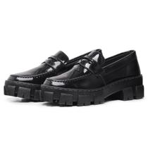 Sapato Mocassim Tratorado Feminino Verniz Plataforma Liso Palmilha EVA Macia Conforto Salto Baixo Sapato Mocassim Tratorado Feminino Verniz Plataforma Liso Palmilha EVA Macia Conforto Salto Baixo