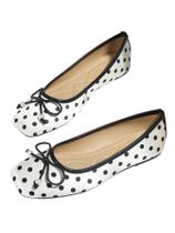 Sapato raso MakeMechic Feminino branco com bolinhas, renda e miçangas Sapato raso MakeMechic Feminino branco com bolinhas, renda e miçangas