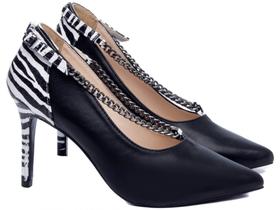 Sapato Scarpin Preto Detalhes de Zebra Torricella
