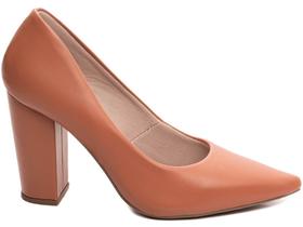 Sapato Scarpin Salto Alto Grosso Bico Fino 9cm Caramelo Torricella Sapato Scarpin Salto Alto Grosso Bico Fino 9cm Caramelo Torricella