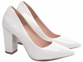 Sapato Scarpin Salto Fino Off White