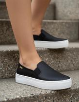 Sapato Slip On Feminino Moleca Plataforma Casual 5658 - Preto - 37 Sapato Slip On Feminino Moleca Plataforma Casual 5658 - Preto - 37