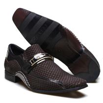 Sapato Social Masculino Calvest em Couro Snake Café com Metal Dourado - 1930C229 - 40