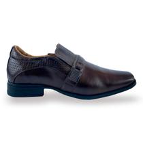 Sapato Social Masculino em Couro Cor Marrom Liso Com Detalhe Perfurado na Calcanheira e Elástico nas Laterais - CHACAL Sapato Social Masculino em Couro Cor Marrom Liso Com Detalhe Perfurado na Calcanheira e Elástico nas Laterais - CHACAL