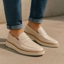 Sapato Social Sport Fino Loafer Homem Moderno Off White Sola Branca Alta Confortável Versátil