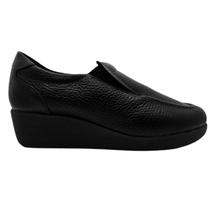 Sapato Usaflex Mocassim Anabela em Couro Relax Uniforme