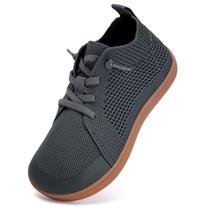 Sapatos Atelves Toddler Little Kids Wide, com os pés descalços, cinza escuro