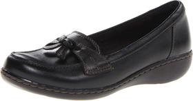 Sapatos Clarks Ashland Bubble Slip-On Loafer feminino pretos tamanho 10