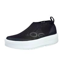 Sapatos OOFOS OOMEGA Chukka brancos e pretos para mulheres