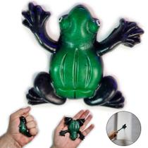 Sapo Grande Realista Grudinho Estica Brincar Pegadinha Susto