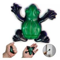 Sapo Grande Realista Grudinho Estica Brincar Pegadinha Susto