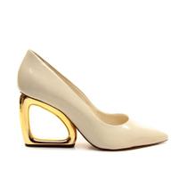 Scarpin Couro Off White Salto Vazado Cecconello 2202002-9 Scarpin Couro Off White Salto Vazado Cecconello 2202002-9