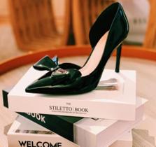 Scarpin de luxo com laço preto tam 36