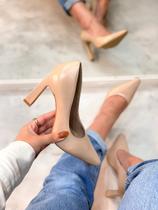 Scarpin Feminino Louise Nude em Couro legítimo