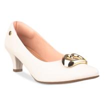 Scarpin Feminino Salto Fino Baixo Bico Fino Coração