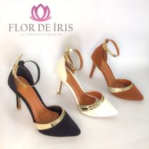 Scarpin flor de Íris