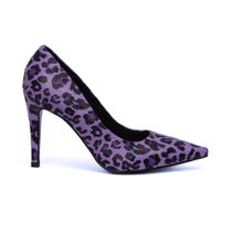 Scarpin roxo animal print onça salto fino lasenna ref:65.720l Scarpin roxo animal print onça salto fino lasenna ref:65.720l