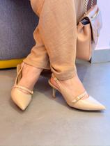 Scarpin usaflex nude com tira frontal
