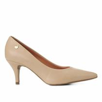 Scarpin Vizzano Salto Médio 6cm Bico Fino Pelica Bege 38 Scarpin Vizzano Salto Médio 6cm Bico Fino Pelica Bege 38