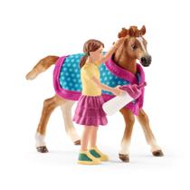SCHLEICH Horse Club, Playset de 4 Peças, Brinquedos de Cavalo para Meninas e Meninos de 5 a 12 anos de idade com cobertor