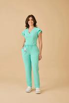 Scrub Acinturado Pijama Hospitalar Julia Premium Verde Claro Gola V
