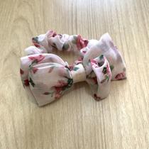 Scrunchie com Laço estampa de Rosas