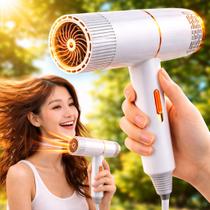 Secador de Cabelo Profissional 800W com Íons Negativos Antiestático e Compacto Bivolt para Viagem Secador de Cabelo Profissional 800W com Íons Negativos Antiestático e Compacto Bivolt para Viagem
