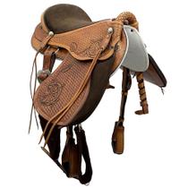 Sela Australiana Entalhada com Aba SV1094