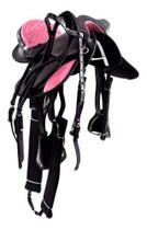 Sela Australiana Preta Com Rosa Infantil De Cabeça Com Abas Luxo Completa 12 Polegadas Original