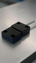 Sensor Magnético de Segurança 2 Saídas com Atuador 2m