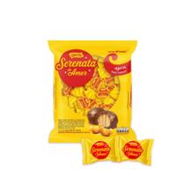 Serenata de Amor Garoto - Bombom Waffle Caju Chocolate - Pacote 825g c/ 50 und