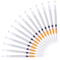 Seringa Atsuhut 1 ml 25 G 2,5 cm Agulha Luer Lock Pacote com 20 Unidades Seringa Atsuhut 1 ml 25 G 2,5 cm Agulha Luer Lock Pacote com 20 Unidades