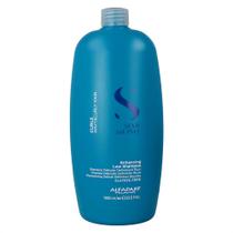 Shampoo ALFAPARF MILANO Semi Di Lino que melhora os cachos 250mL
