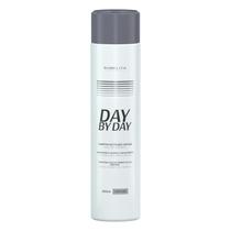 Shampoo Day by Day Nutrição Manutenção Capilar 300ml Rubelita Professional Shampoo Day by Day Nutrição Manutenção Capilar 300ml Rubelita Professional