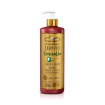 Shampoo Dolce Pet Esmeralda Suave Cereja e Avelã para Cães e Gatos - 500ml Shampoo Dolce Pet Esmeralda Suave Cereja e Avelã para Cães e Gatos - 500ml