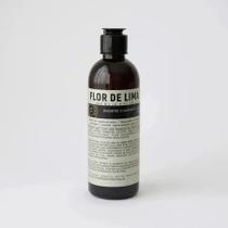 Shampoo e Sabonete 2 em 1 Flor de Lima Linha Flora 380ml Flora Pura Shampoo e Sabonete 2 em 1 Flor de Lima Linha Flora 380ml Flora Pura