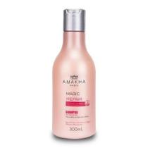 Shampoo Magic Repair Amakha Paris 300 ml Nutritivo Com Pantenol / Óleo de Coco / Queratina / Colágeno / Aminoácidos