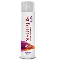 Shampoo Neutrox 24 Multibenefícios 300mL Shampoo Neutrox 24 Multibenefícios 300mL