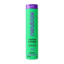 Shampoo Neutrox Cachos e Ondas 300ml Shampoo Neutrox Cachos e Ondas 300ml